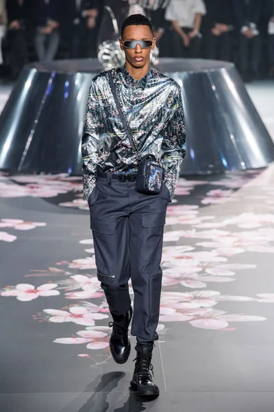 Look 31